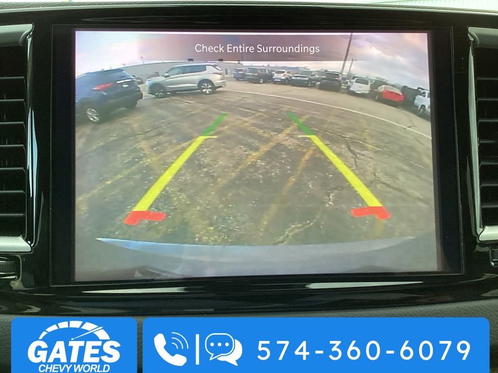 Used 2023 Chrysler Pacifica - photo 22