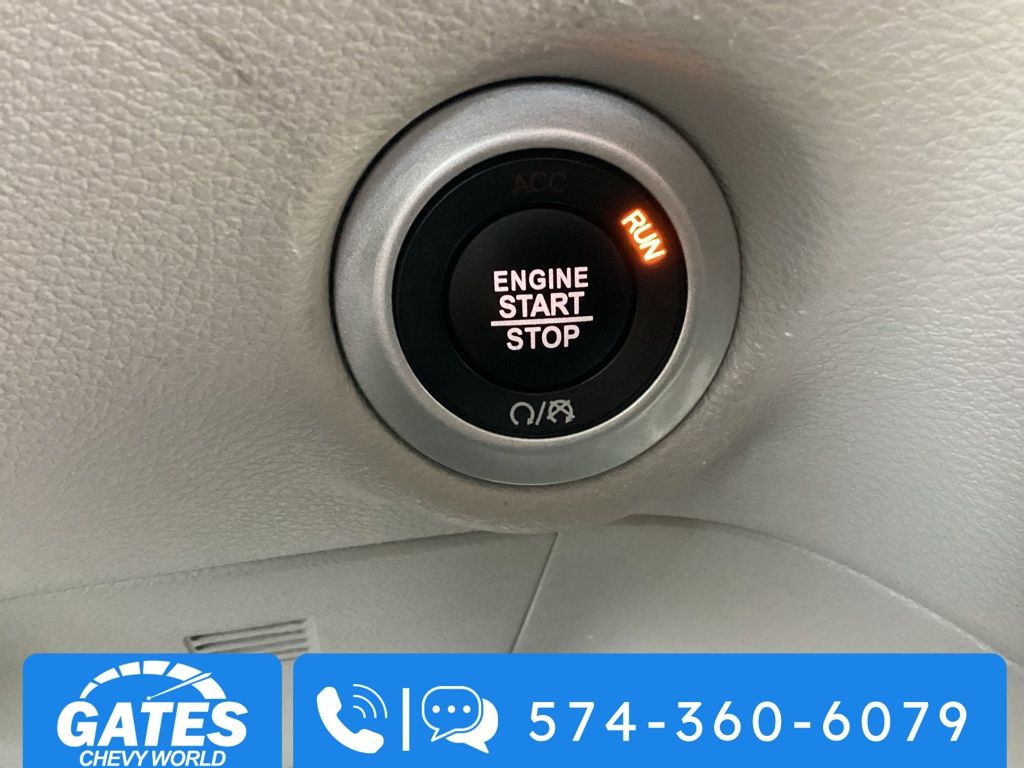 Used 2023 Chrysler Pacifica - photo 28