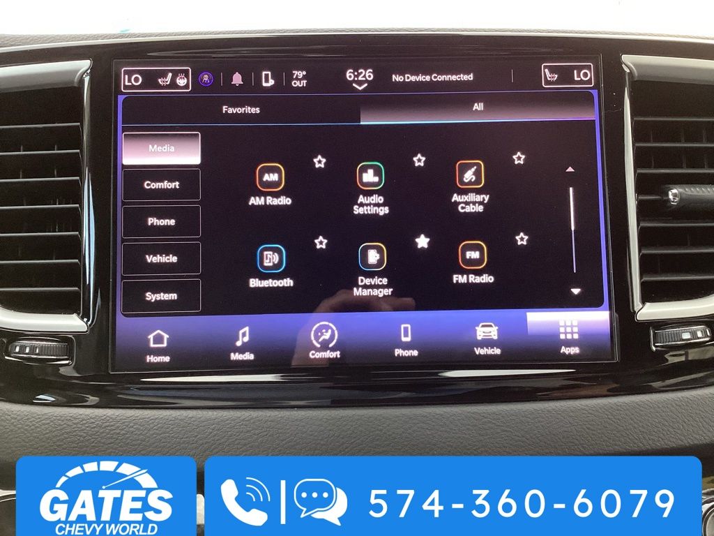 Used 2023 Chrysler Pacifica - photo 5