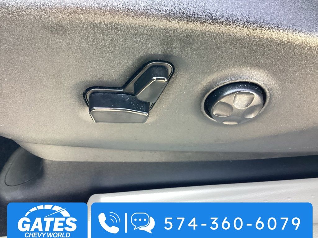 Used 2023 Chrysler Pacifica - photo 18