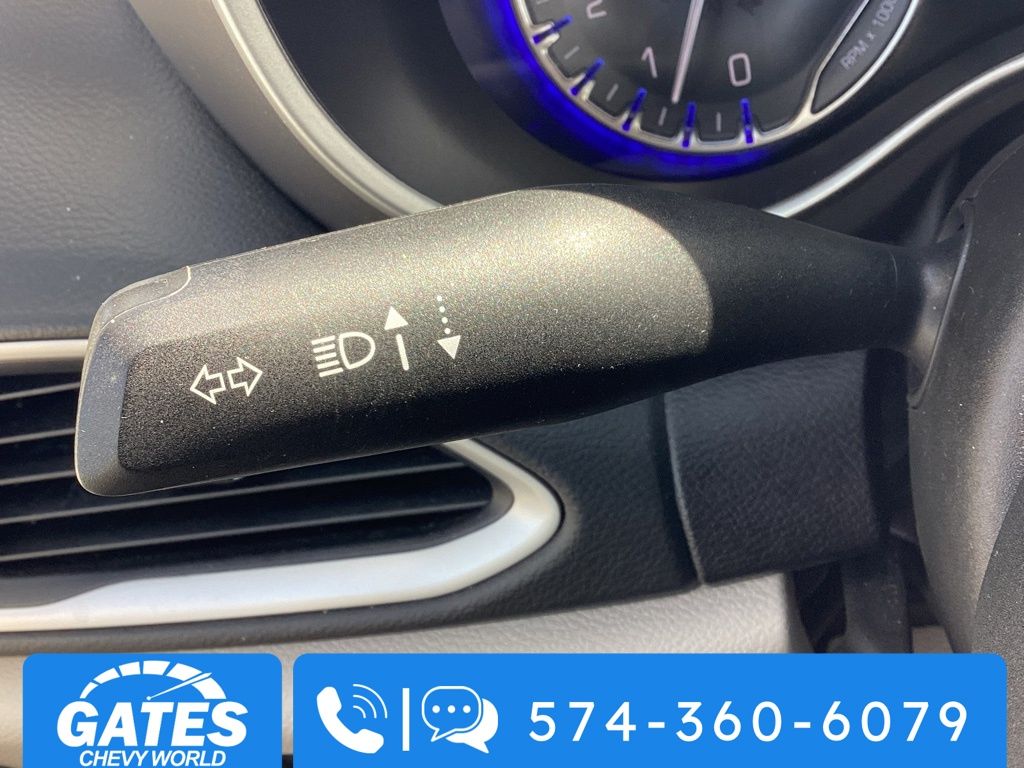 Used 2023 Chrysler Pacifica - photo 31