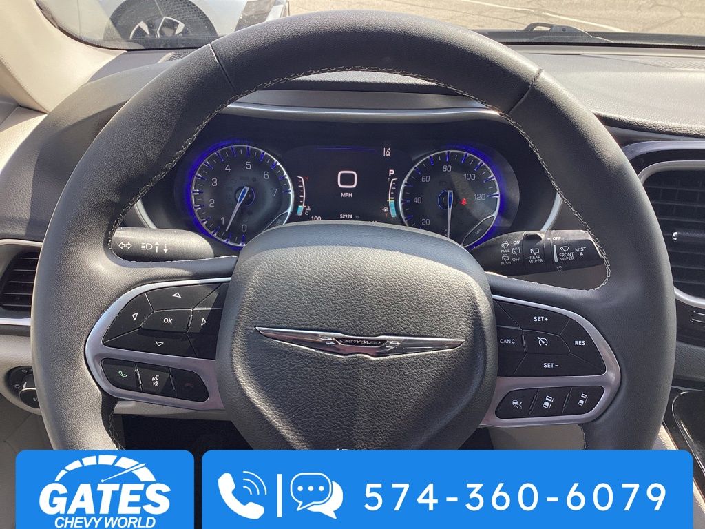 Used 2023 Chrysler Pacifica - photo 33