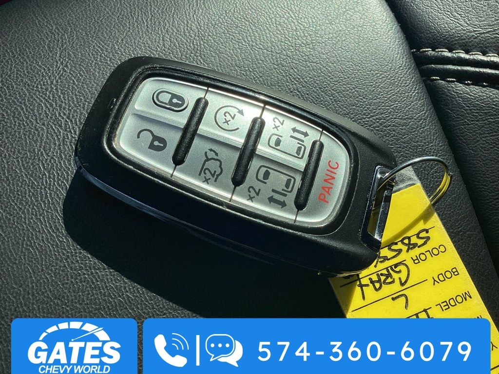 Used 2023 Chrysler Pacifica - photo 34