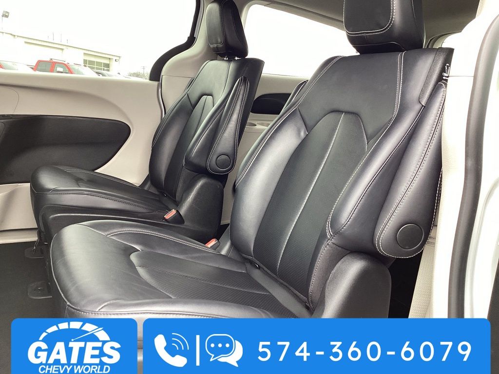 Used 2024 Chrysler Pacifica - photo 16