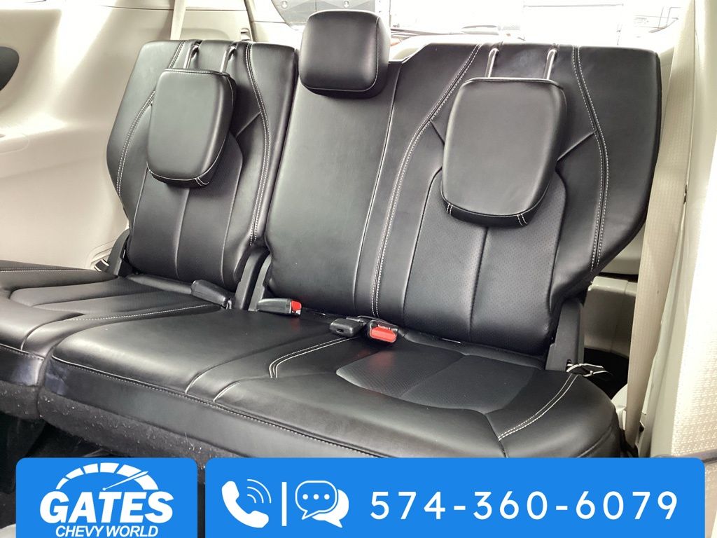 Used 2024 Chrysler Pacifica - photo 17