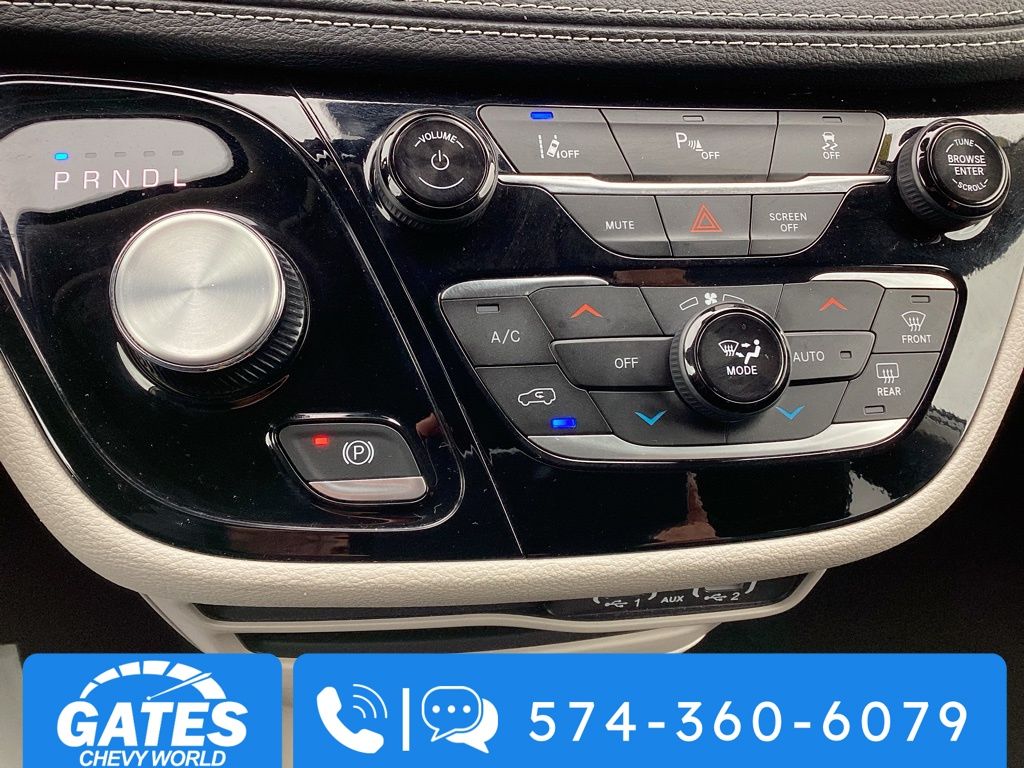 Used 2024 Chrysler Pacifica - photo 24