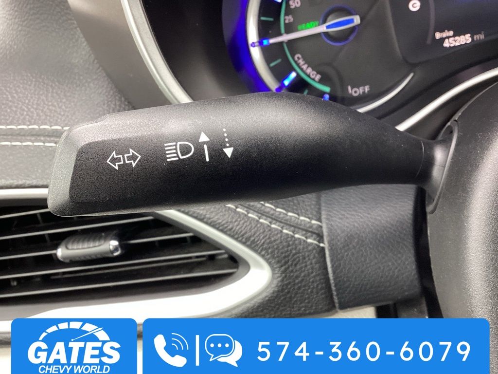 Used 2024 Chrysler Pacifica - photo 32