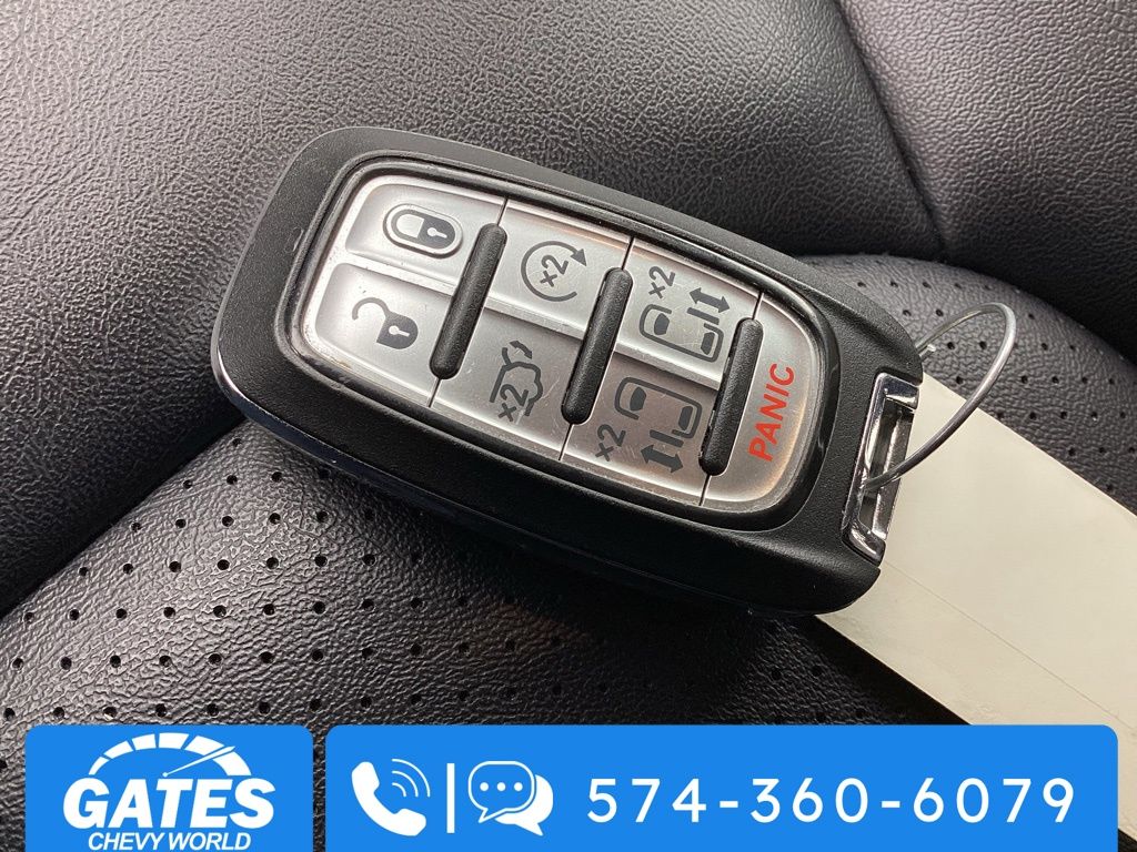 Used 2024 Chrysler Pacifica - photo 35