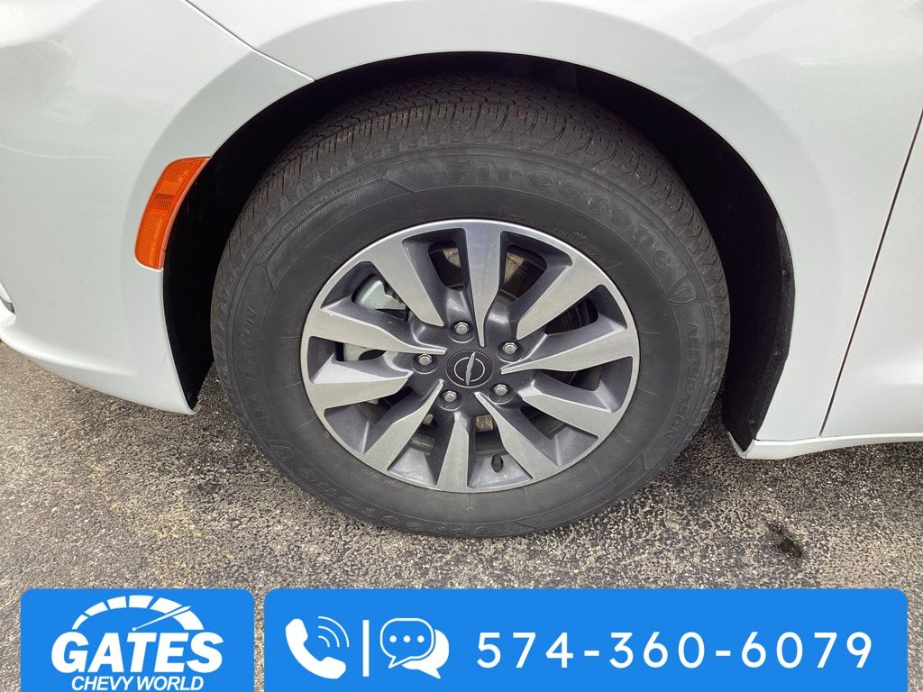 Used 2024 Chrysler Pacifica - photo 37