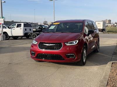 Used 2026 Chrysler Pacifica Select Minivan for sale #C250625A - photo 1