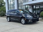 Used 2025 Chrysler Pacifica Select AWD Minivan for sale #H250519A - photo 4
