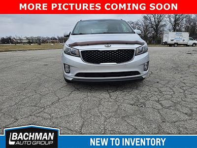 Used 2017 Kia Sedona - photo 1
