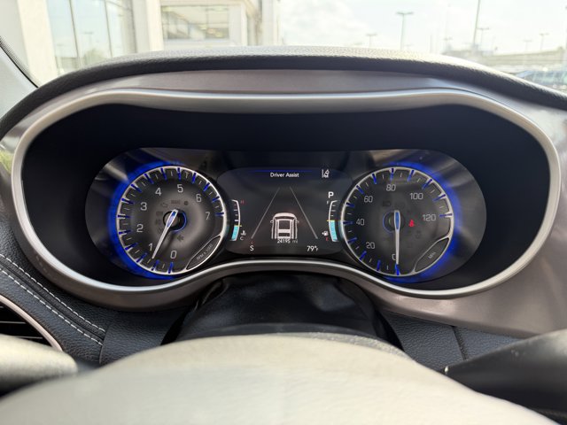 Used 2025 Chrysler Pacifica - photo 39