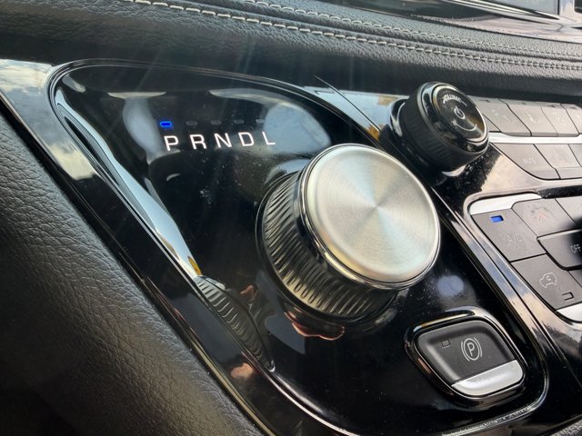 Used 2025 Chrysler Pacifica - photo 42