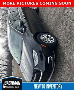 Used 2025 Chrysler Pacifica - photo 1