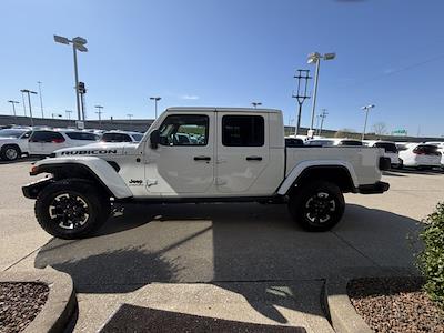 Used 2024 Jeep Gladiator - photo 1