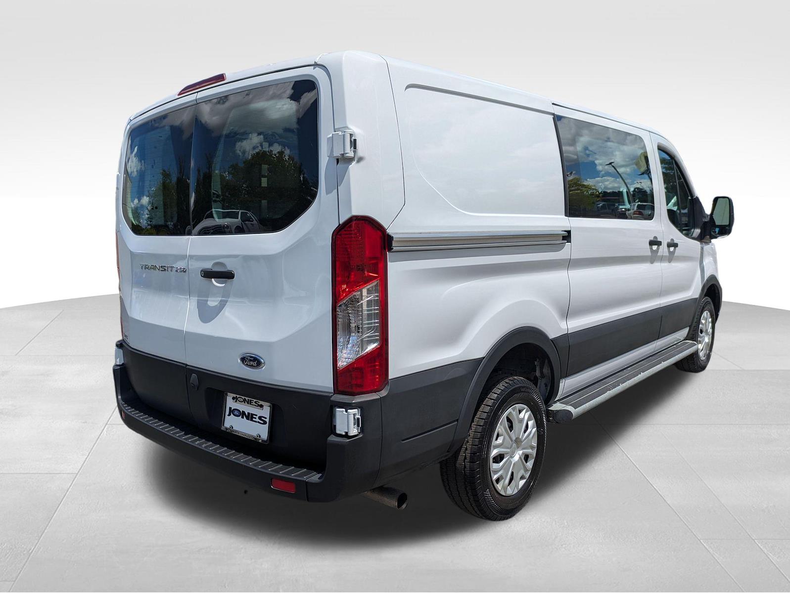 Used 2024 Ford Transit 250 - photo 2