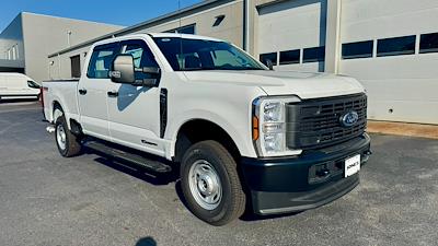 2025 Ford F-250 Crew Cab 4x4 Pickup for sale #SED06612 - photo 1