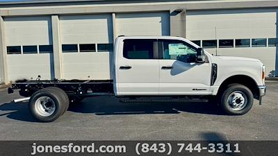 New 2025 Ford F-350 XL Crew Cab 4x4 Cab Chassis for sale #SED41685 - photo 2