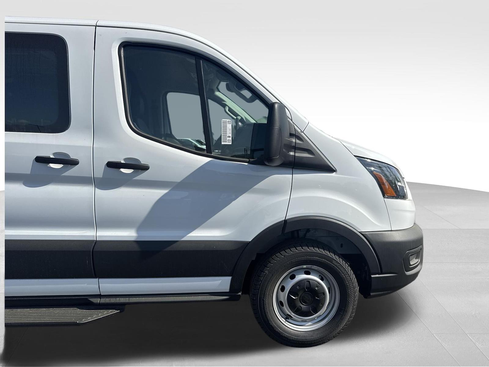 New 2026 Ford Transit 250 - photo 7