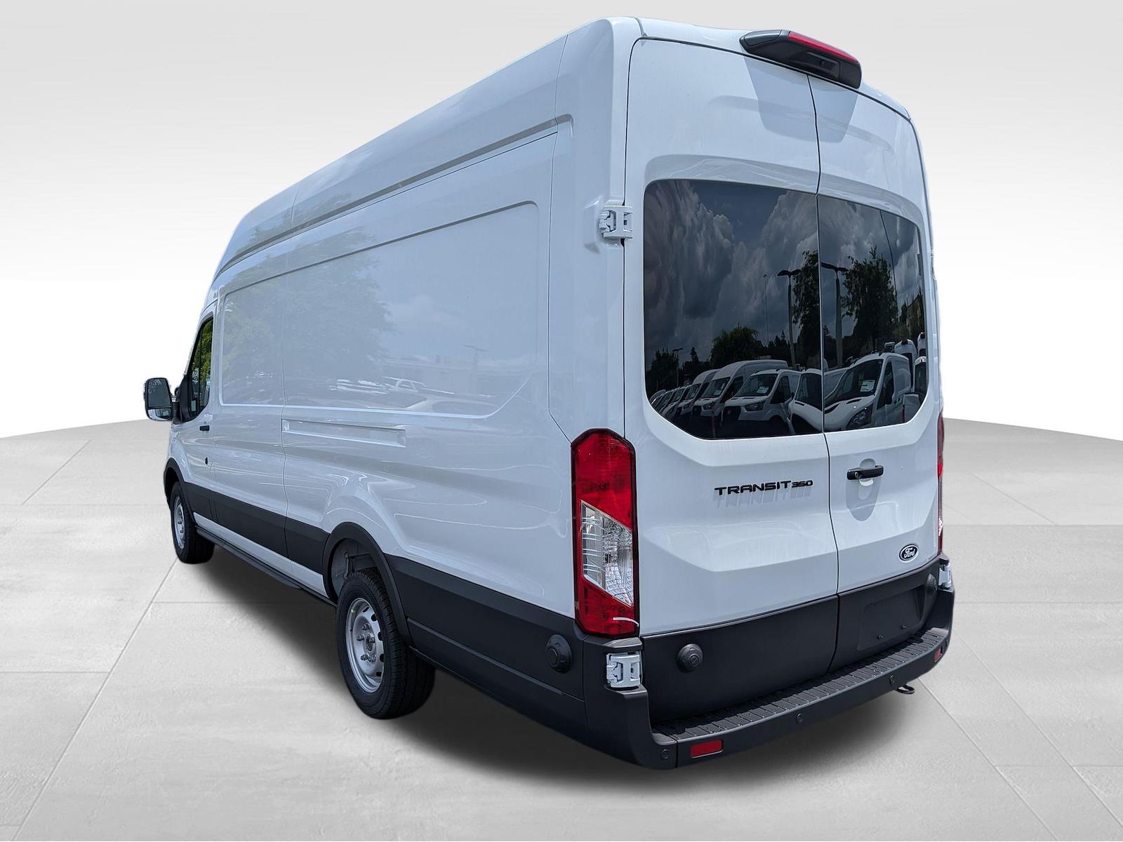 New 2026 Ford Transit 350 - photo 8