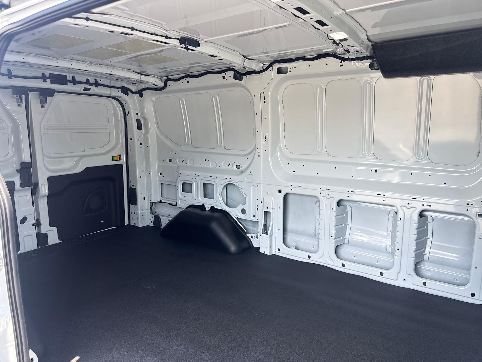 New 2026 Ford Transit 250 - photo 8