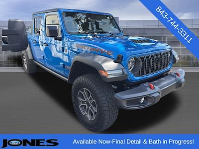 Used 2024 Jeep Gladiator - photo 1