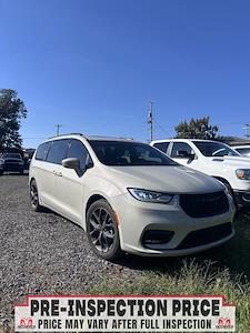 2021 Chrysler Pacifica FWD Minivan for sale #152903A - photo 1