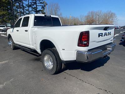 2026 Ram 3500 Crew Cab DRW 4WD Pickup for sale #227873 - photo 2