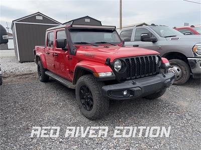 Used 2022 Jeep Gladiator - photo 1
