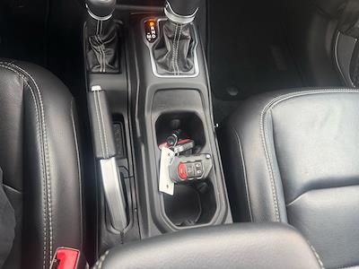 Used 2020 Jeep Gladiator - photo 1