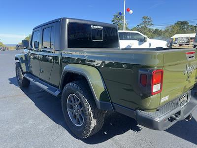 2021 Jeep Gladiator Crew Cab 4WD Pickup for sale #549293A - photo 2