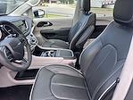 2024 Chrysler Pacifica FWD Minivan for sale #557833A - photo 6