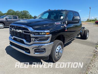 2025 Ram 3500 Crew Cab DRW 4x4 Cab Chassis for sale #560015 - photo 1