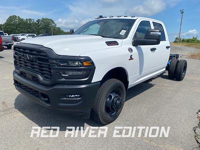 New 2025 Ram 3500 Tradesman Crew Cab 4x4 60 CA Cab Chassis for sale #566203 - photo 1