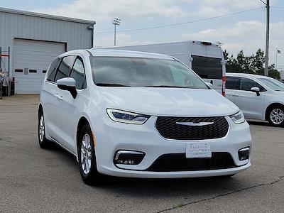 2023 Chrysler Pacifica FWD Minivan for sale #PR624683 - photo 1