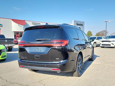 2024 Chrysler Pacifica AWD Minivan for sale #RR166894 - photo 2