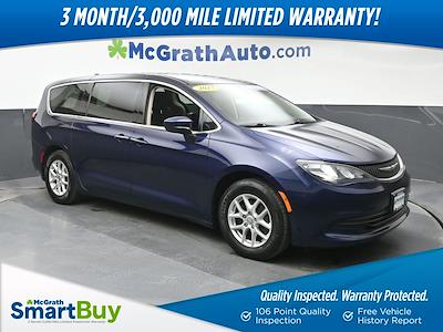 Used 2017 Chrysler Pacifica - photo 1