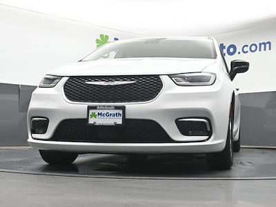 2024 Chrysler Pacifica FWD Minivan for sale #F13372 - photo 2