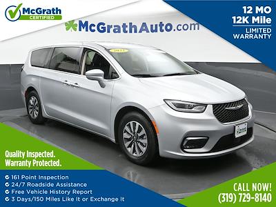 Used 2022 Chrysler Pacifica Touring L Minivan for sale #K260168A - photo 1