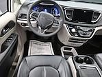 Used 2022 Chrysler Pacifica Touring L Minivan for sale #K260168A - photo 13