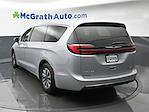 Used 2022 Chrysler Pacifica Touring L Minivan for sale #K260168A - photo 21