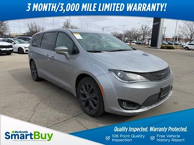 Used 2020 Chrysler Pacifica - photo 1