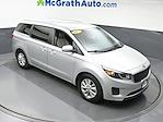2017 Kia Sedona FWD Minivan for sale #Y260060B - photo 3
