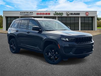 New 2025 Jeep Grand Cherokee Altitude for sale #8800730 - photo 1