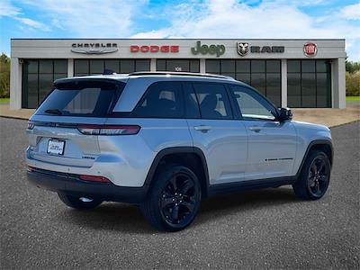 Used 2024 Jeep Grand Cherokee - photo 1