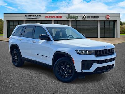 New 2026 Jeep Grand Cherokee Laredo for sale #C193333 - photo 1