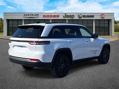 New 2026 Jeep Grand Cherokee Laredo for sale #C193333 - photo 2