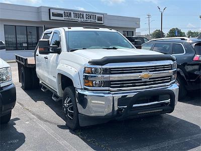2016 Chevrolet Silverado 3500 Crew Cab DRW 4x4 Flatbed Truck for sale #G320430A - photo 1