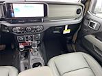 2025 Jeep Gladiator Crew Cab 4x4 Pickup for sale #L511557 - photo 4